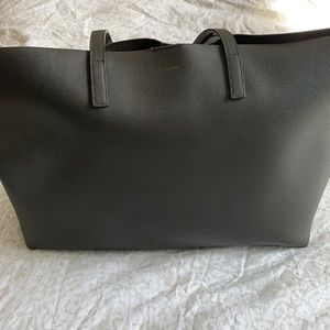 YVES SAINT LAURENT East West Shopper 100% Auth